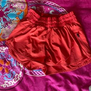Lululemon tracker short size 6